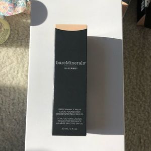 Bare minerals foundation